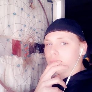 Meet your Posher, Garrett